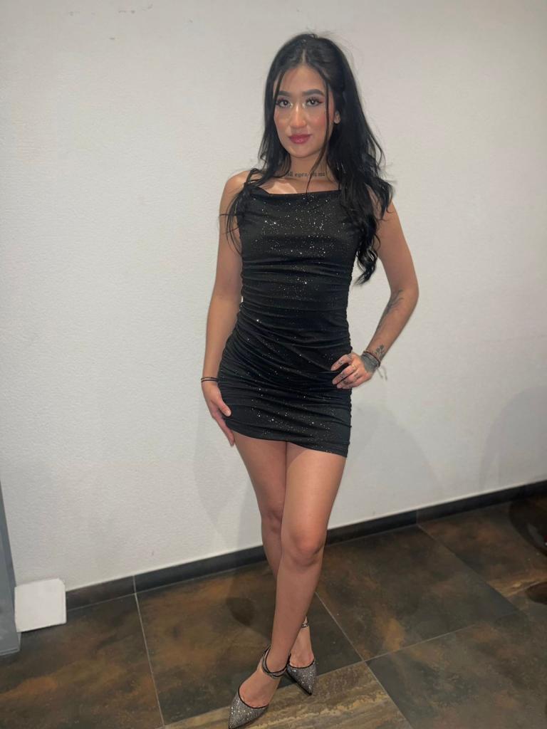 613688267: Chica busca chico en Málaga