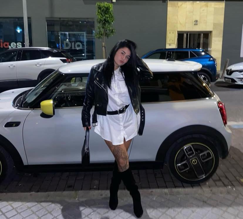 Chica busca chico en Tenerife: 