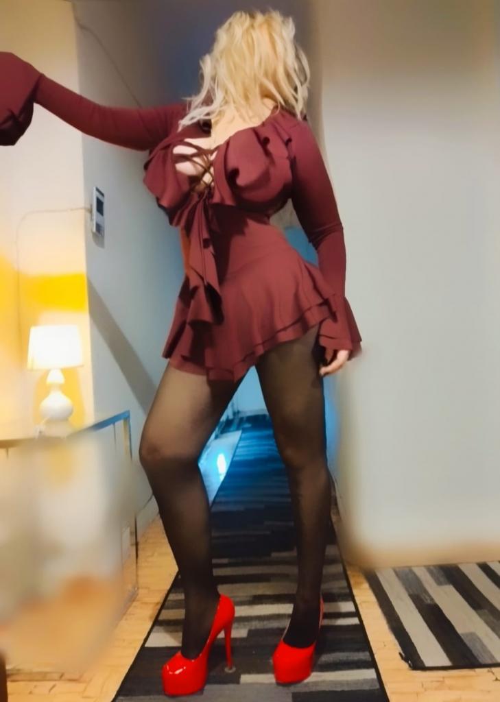 Chica busca chico en Huesca: 