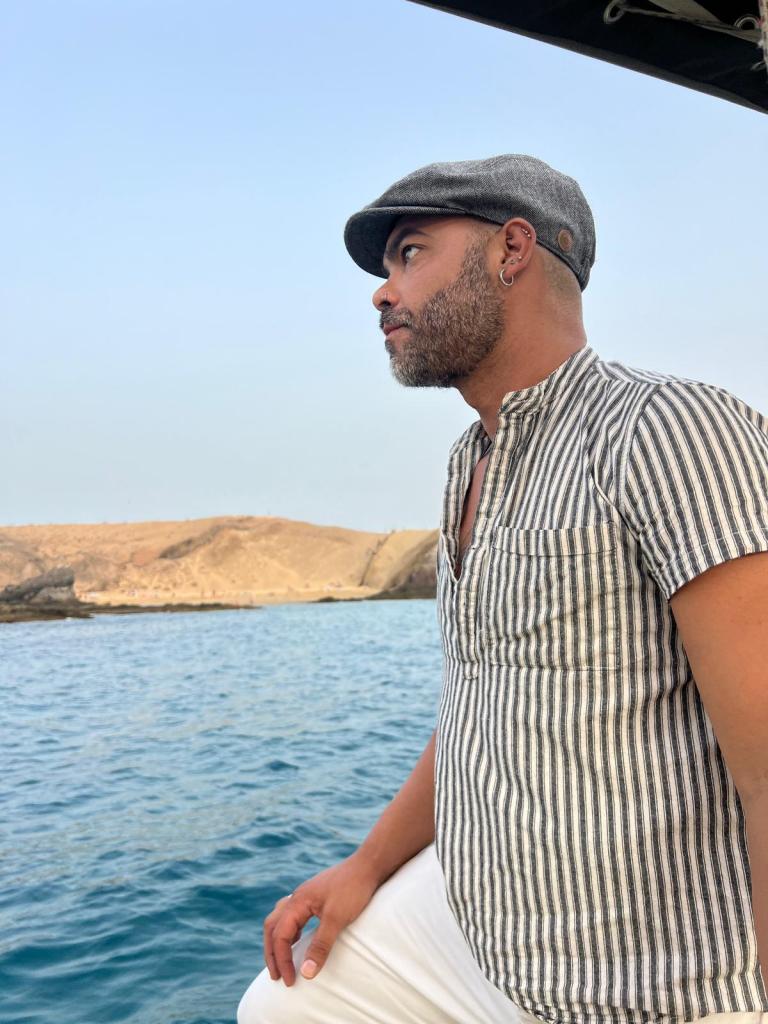 677665168: Chico busca chica en Las Palmas