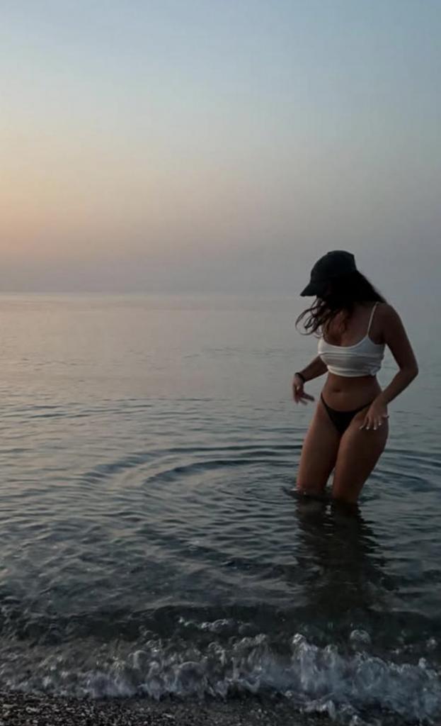 Chica busca chico en Cádiz: 