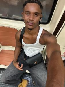 626021185: Chico busca chica en Madrid