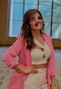 649137861: Chica busca chico en La Coruña