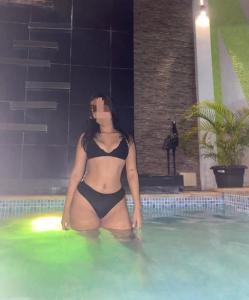 617619168: Chica busca chico en Granada