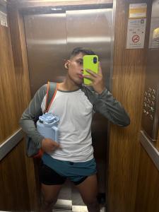 633152670: Chico busca chica en Madrid