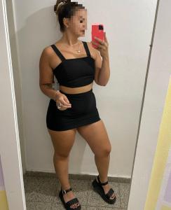 643029278: Chica busca chico en León