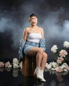 678096353: Chica busca chico en Madrid