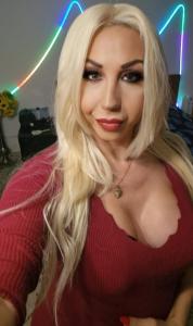 610808068: Chica busca chico en Gerona