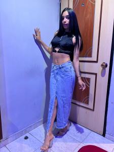 667794343: Chica busca chico en Tarragona