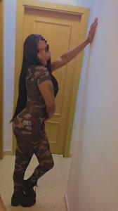 742013497: Chica busca chico en Sevilla