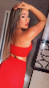 613118517: Chica busca chico en Barcelona