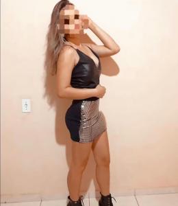 647367501: Chica busca chico en Jaén