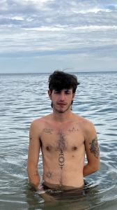 652192363: Chico busca chica en Sevilla