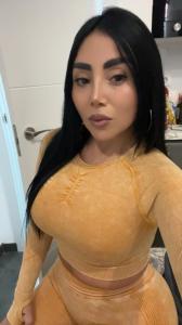 666221870: Chica busca chico en Sevilla