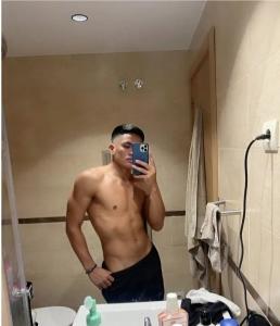 674202143: Chico busca chica en Murcia