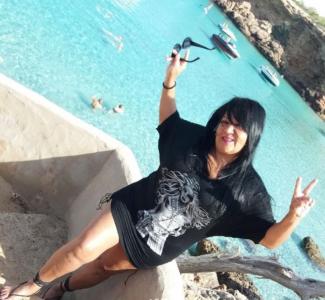 664371235: Chica busca chico en Valencia