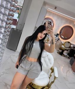 631725644: Chica busca chico en Jaén