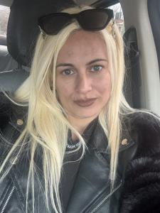 692060030: Chica busca chico en Valencia