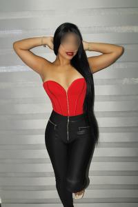 653283431: Chica busca chico en Madrid