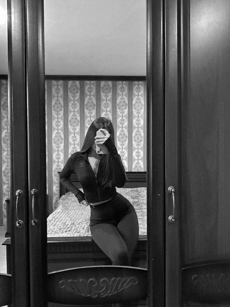 Chica busca chico en Sevilla: 