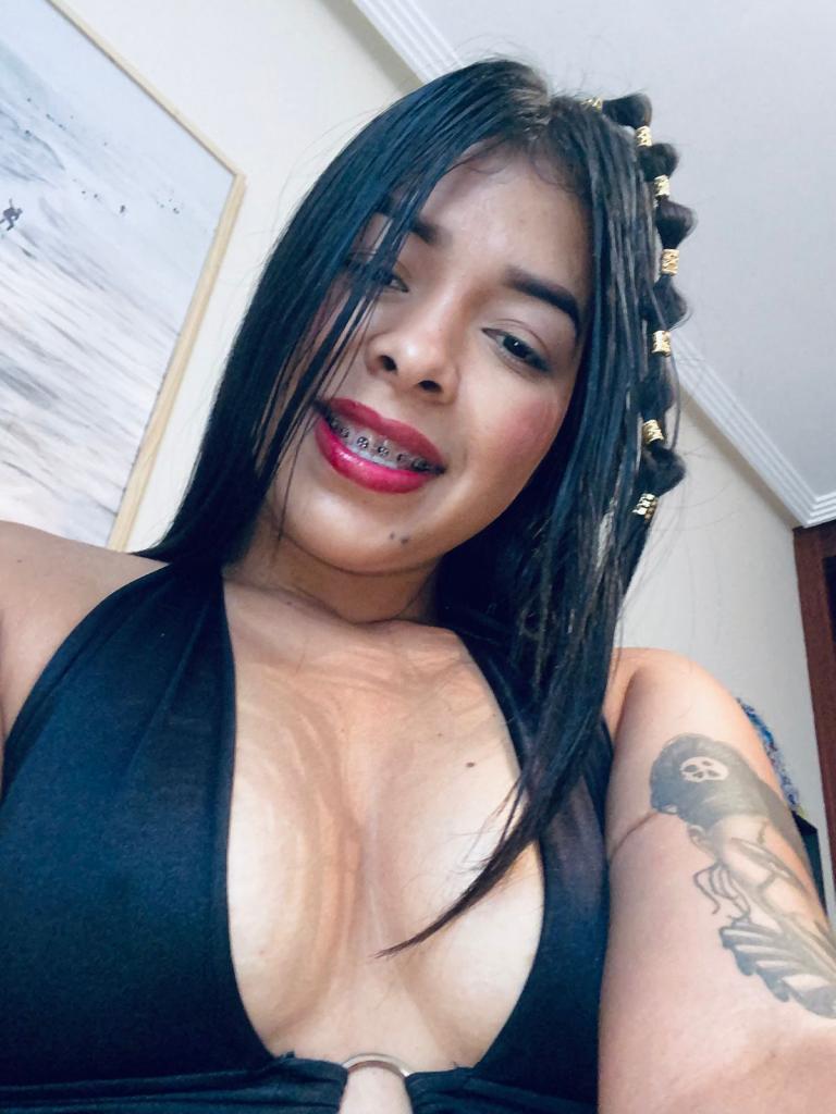 632252486: Chica busca chico en Asturias