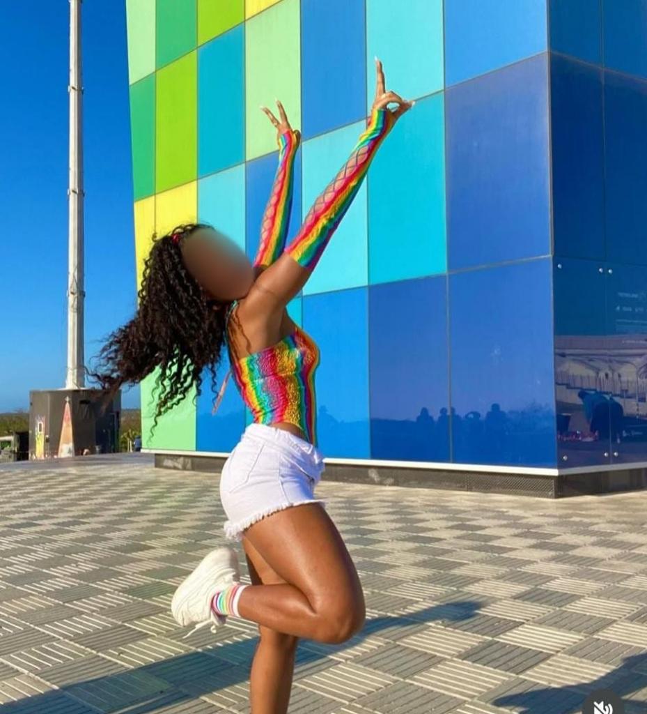 Chica busca chico en Lérida: 