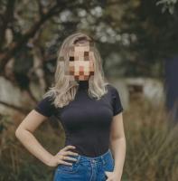 647367501: Chica busca chico en Jaén