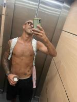 610594430: Chico busca chica en Málaga