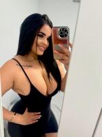 663476557: Chica busca chico en Sevilla