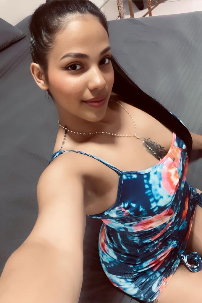 Chica busca chico en Almería: 