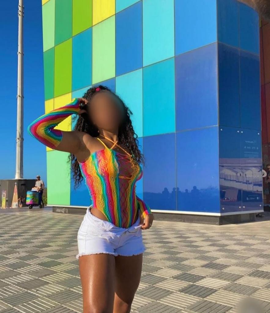 Chica busca chico en Lérida: 