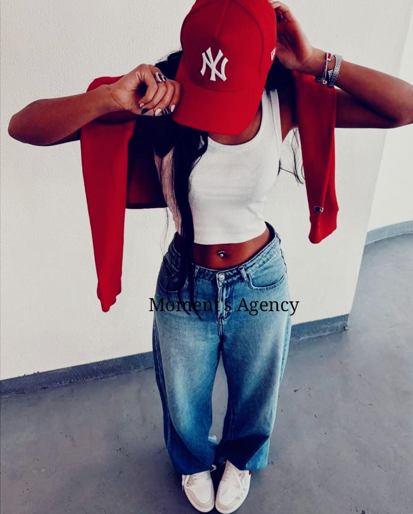 Chica busca chico en Barcelona: 