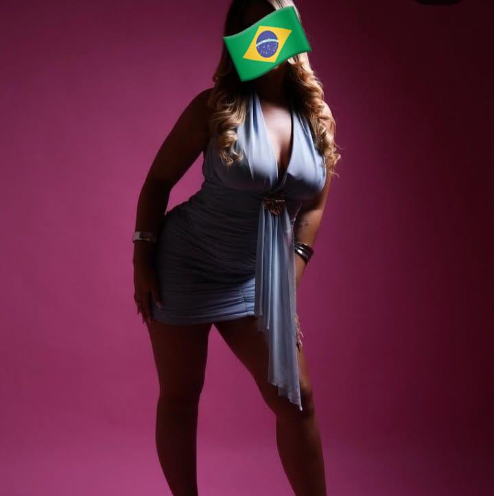 Chica busca chico en Huelva: 