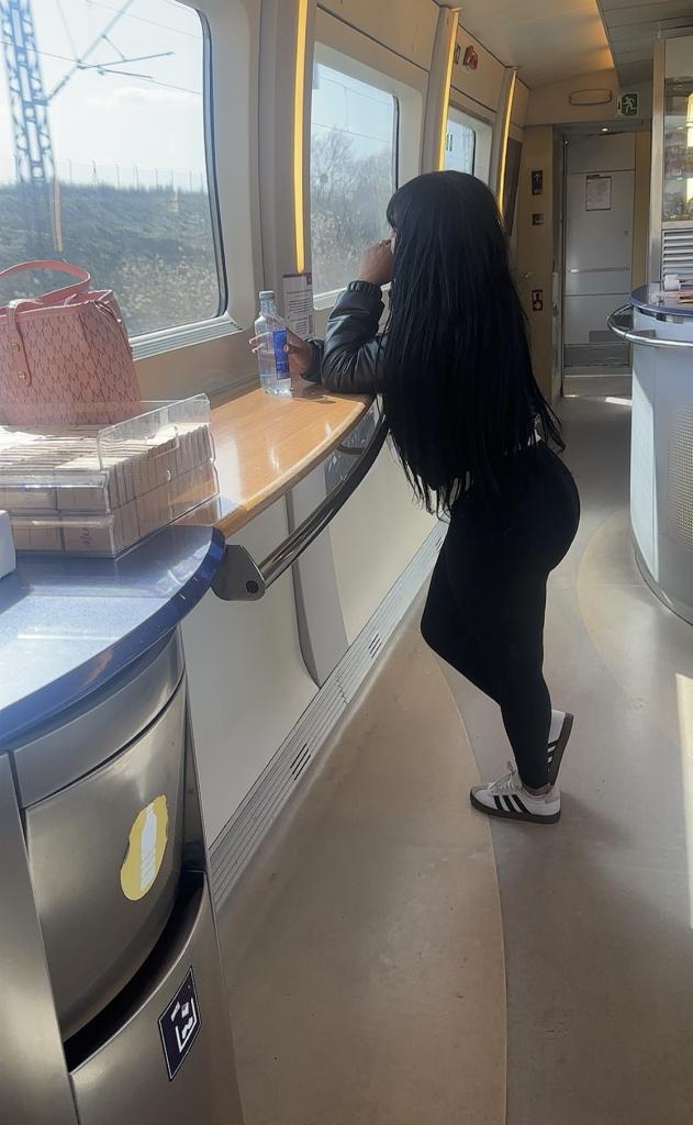 Chica busca chico en Sevilla: 