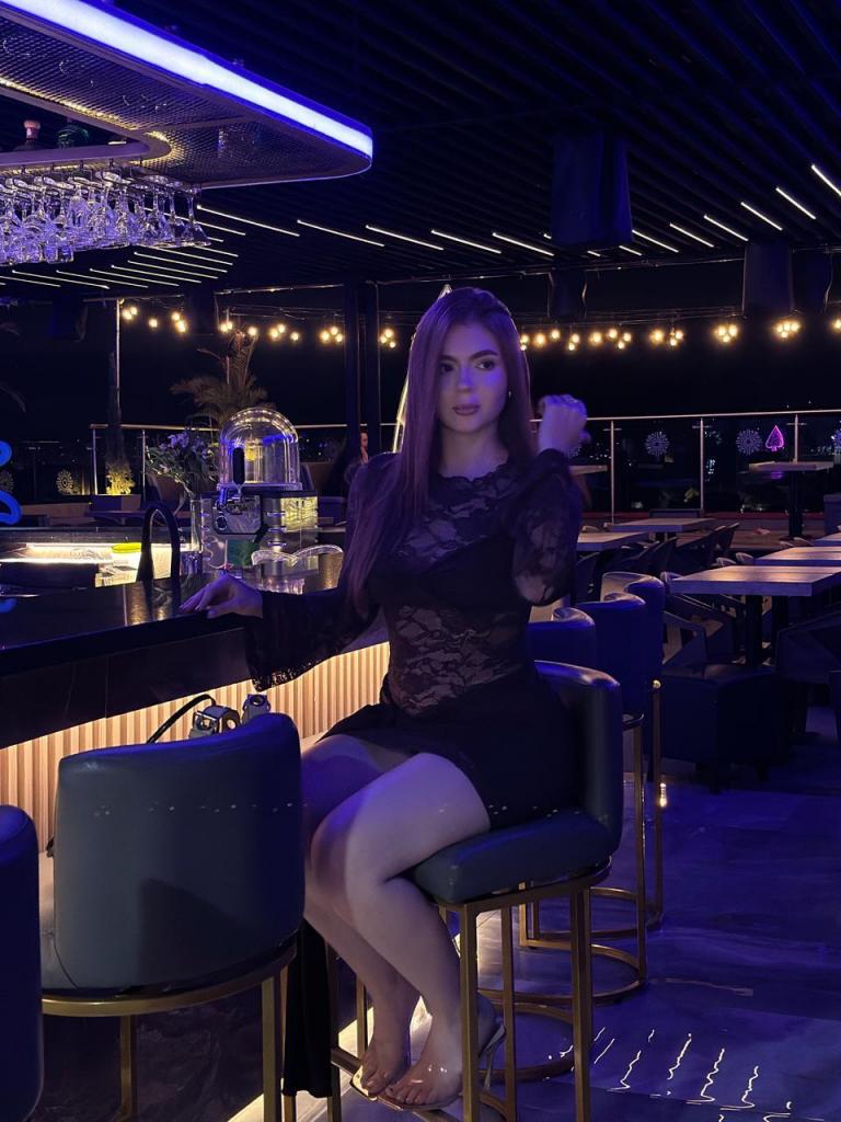 Chica busca chico en Mallorca: 