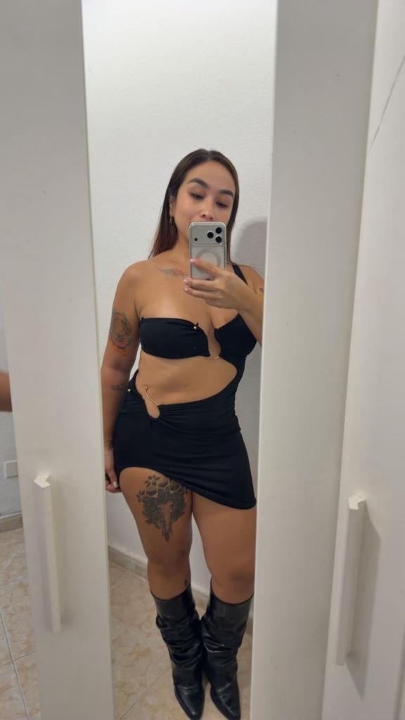 Chica busca chico en Ibiza: 