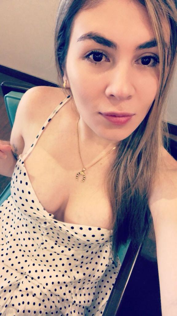 Chica busca chico en Málaga: Chica busca chico