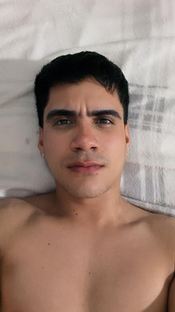 Chico busca chica en Málaga: 