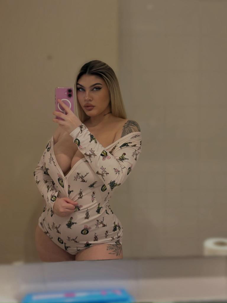 Chica busca chico en La Coruña: 