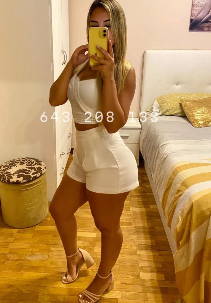 643208133: Chica busca chico en León