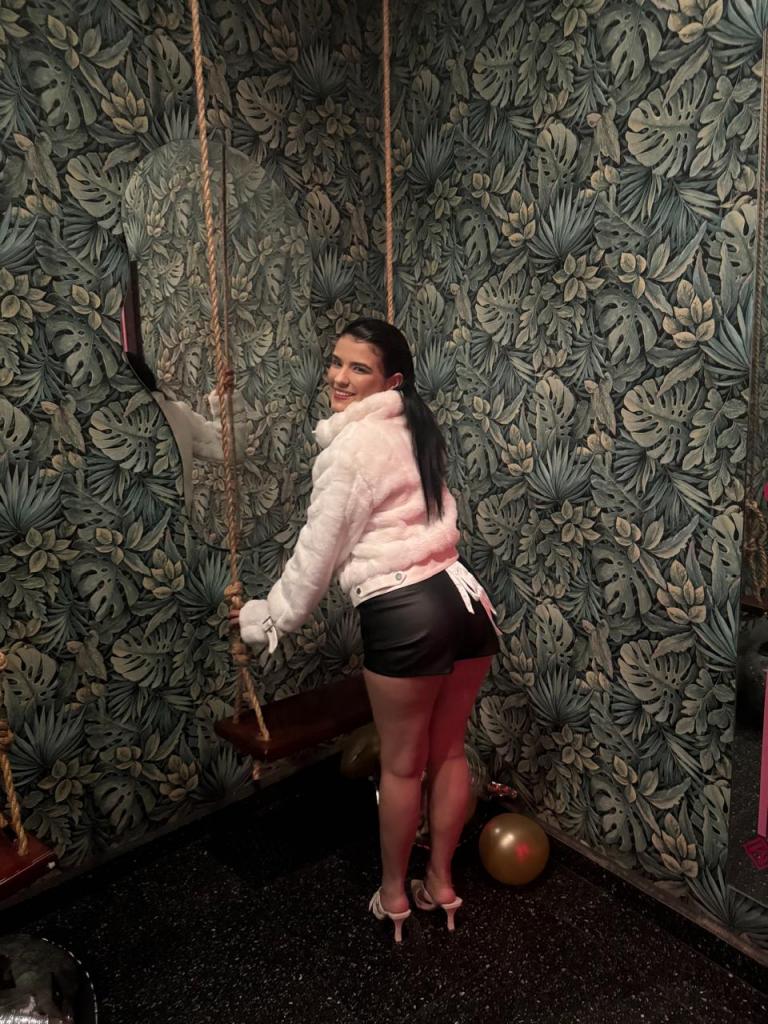 Chica busca chico en Murcia: 