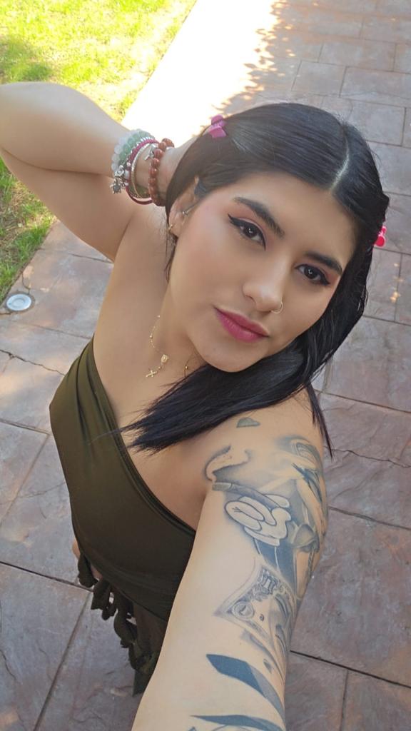 Chica busca chico en Cádiz: 