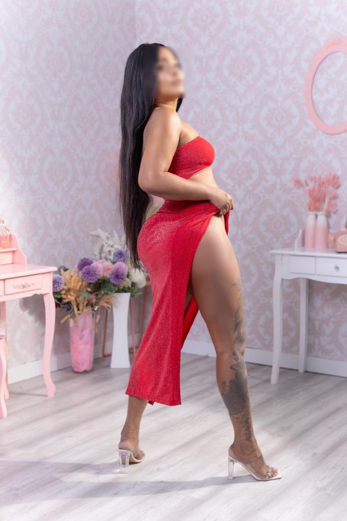 Chica busca chico en Barcelona: 