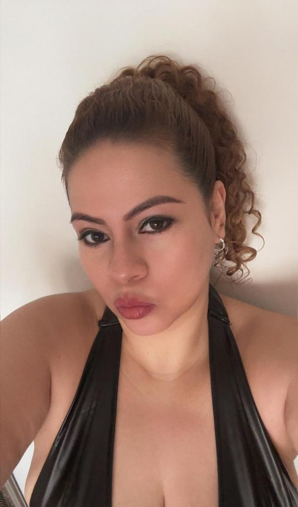 Chica busca chico en León: 