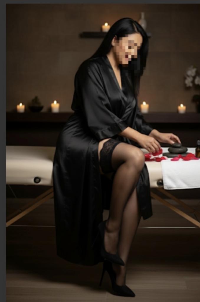 678261560: Chica busca chico en Lérida