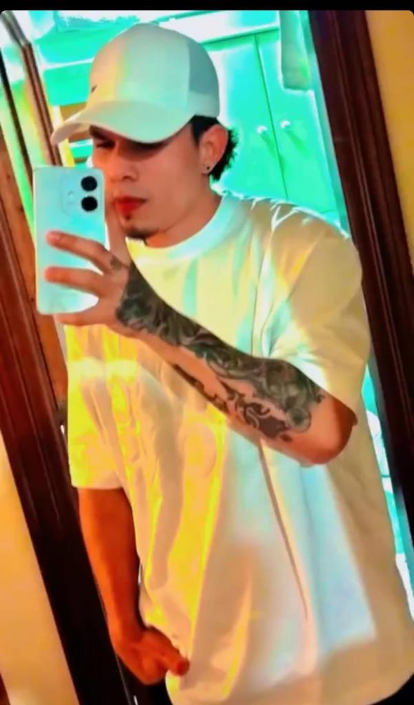 613755606: Chico busca chica en Asturias