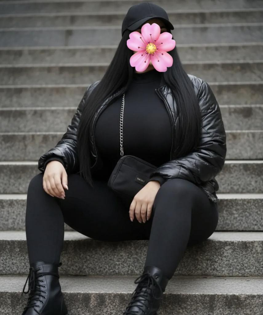 621093611: Chica busca chico en Granada