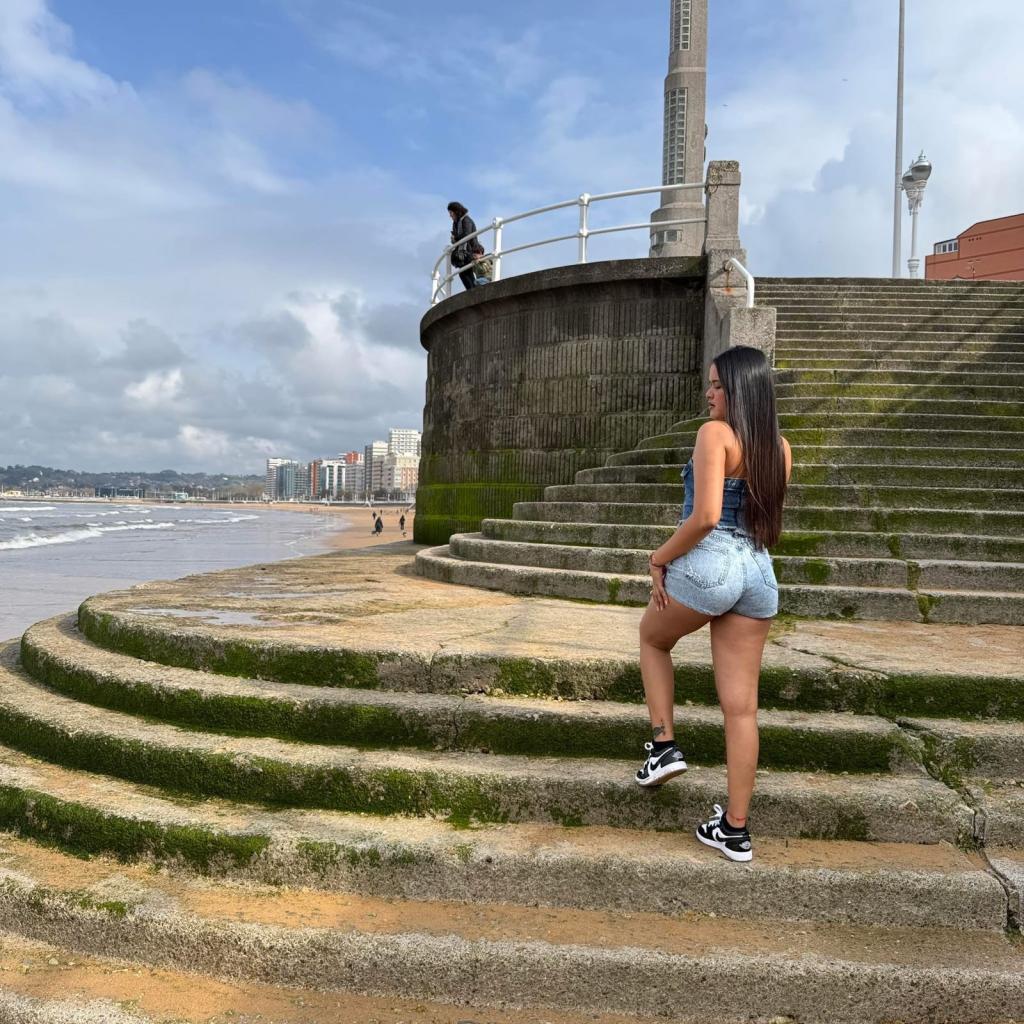 Chica busca chico en Málaga: 