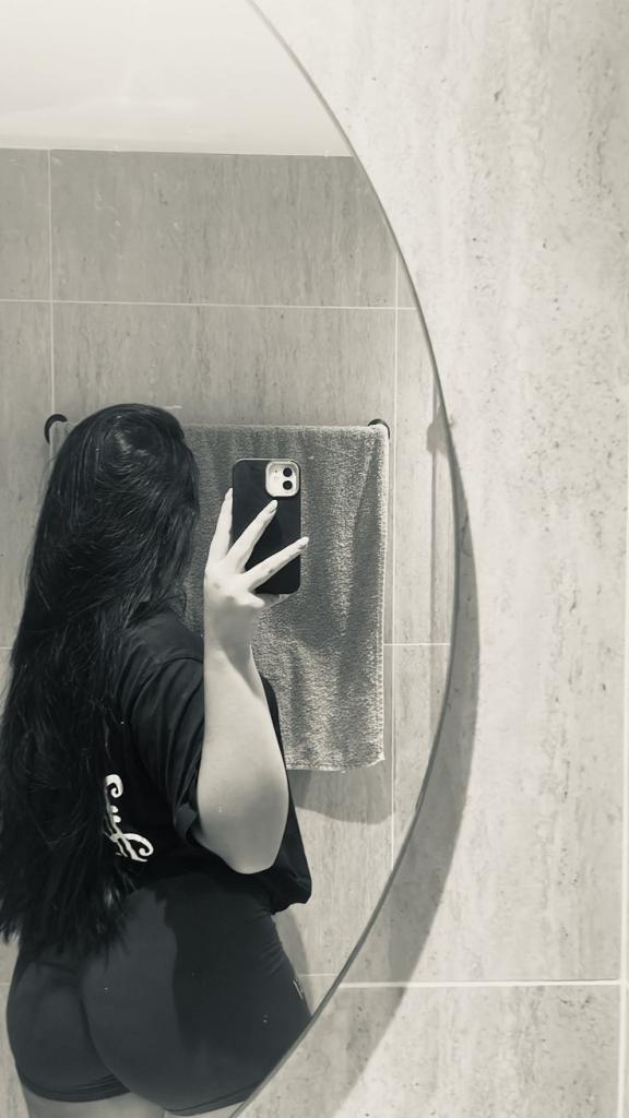 Chica busca chico en Almería: 