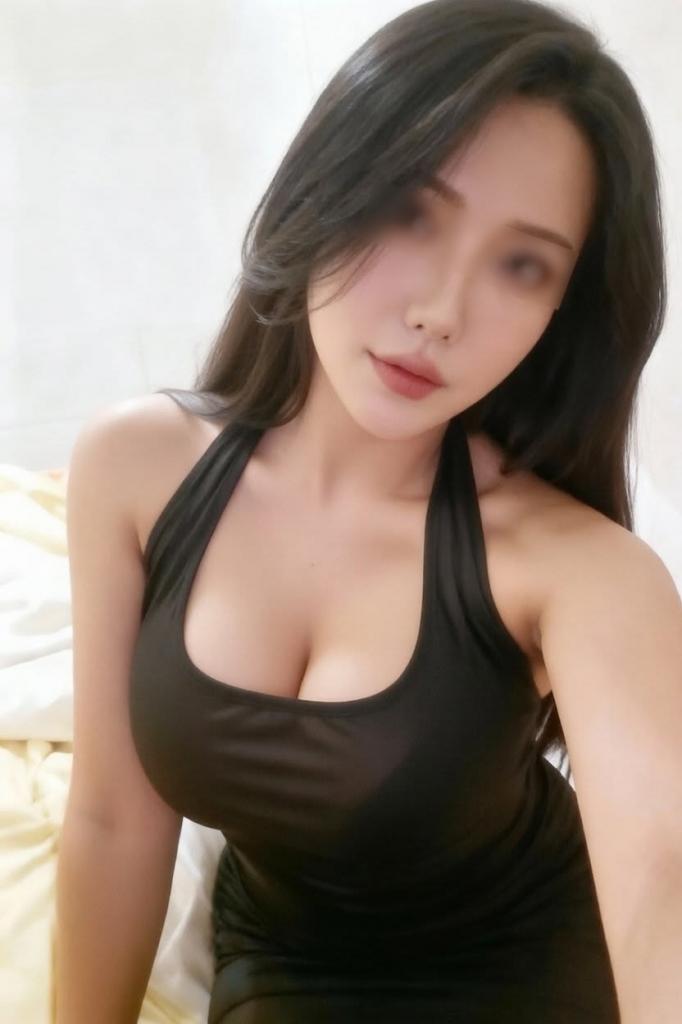 Chica busca chico en Barcelona: Chica busca chico